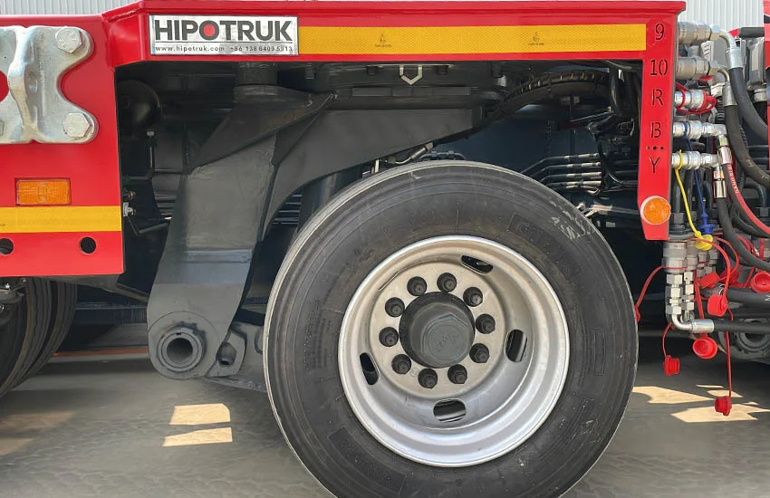 Enhanced Lift and Steering-CHINA HIPOTRUK HYDRAULIC MODULAR TRAILER