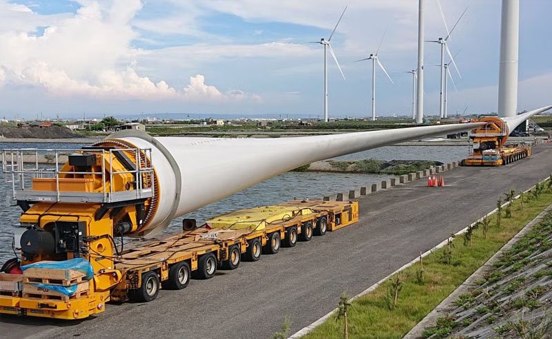 Hydraulic Modular Trailer with wind blade adapter